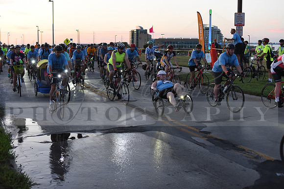Riders_2019_Owl_Ride2_RHP_DSC_0321