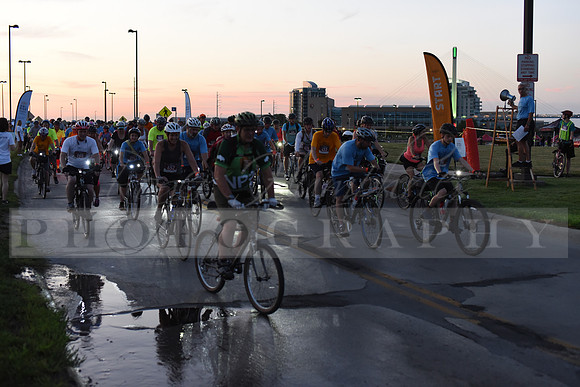 Riders_2019_Owl_Ride2_RHP_DSC_0367