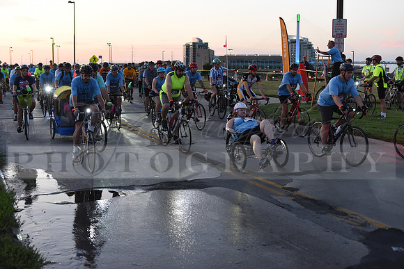 Riders_2019_Owl_Ride2_RHP_DSC_0322