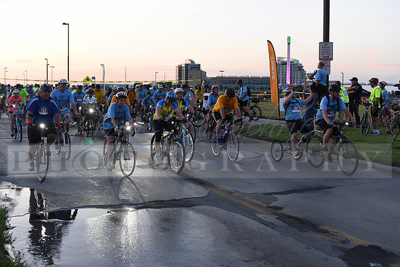 Riders_2019_Owl_Ride2_RHP_DSC_0262