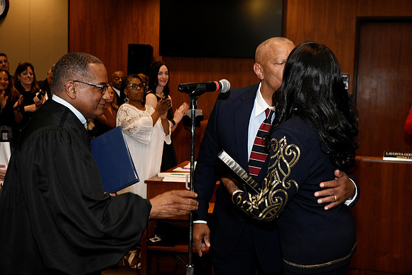 Mayor Ewing_Inauguration_2025 06 09-123_RHP