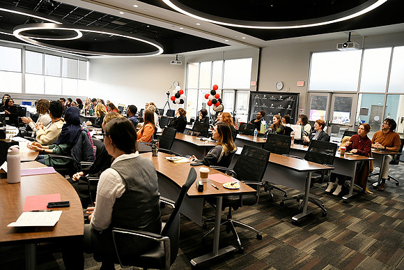 UNO Pitch_2025 11 21-19_RHP