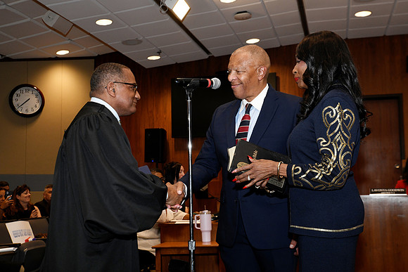 Mayor Ewing_Inauguration_2025 06 09-119_RHP