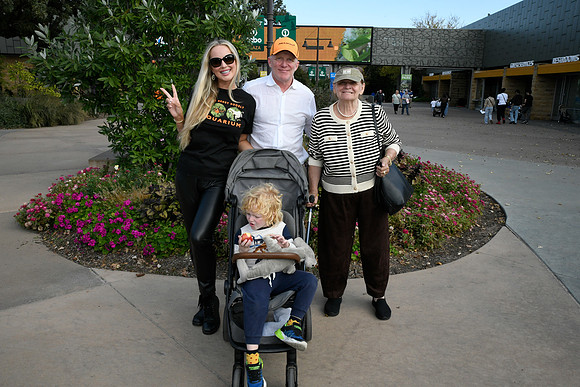 Hall.Omaha Zoo_2026 10 23-57_RHP