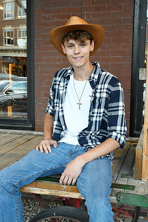 Kamden_Senior_RHP_RHP0436