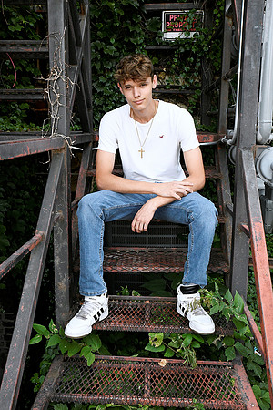 Kamden_Senior_RHP_RHP0499