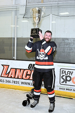 _RHP0391_Chris_Trophy