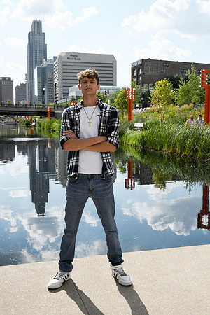 Kamden_Senior_RHP_RHP0584