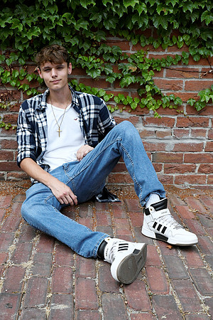 Kamden_Senior_RHP_RHP0483