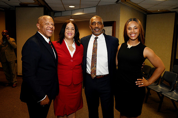 Mayor Ewing_Inauguration_2025 06 09-198_RHP