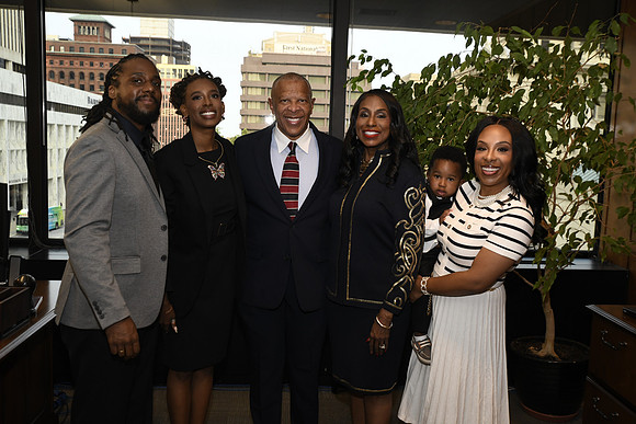 Mayor Ewing_Inauguration_2025 06 09-87_RHP