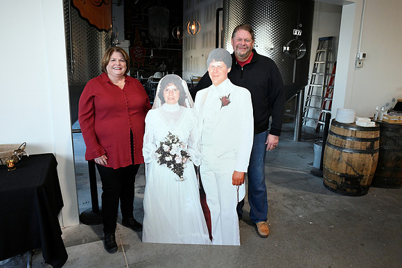 40th__ToddandSusie_2023 10 09-033_RHP