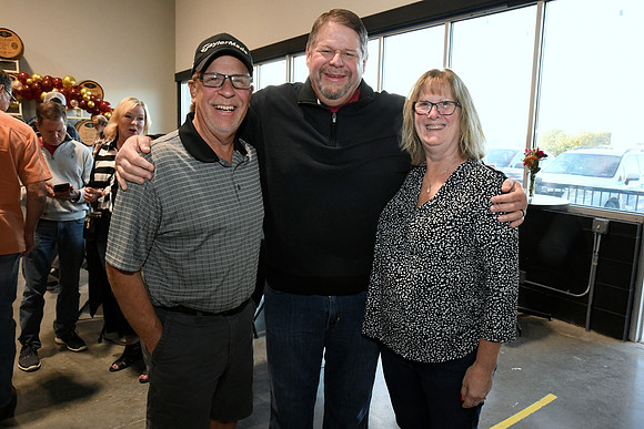 40th__ToddandSusie_2023 10 09-153_RHP