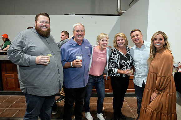 40th__ToddandSusie_2023 10 09-242_RHP
