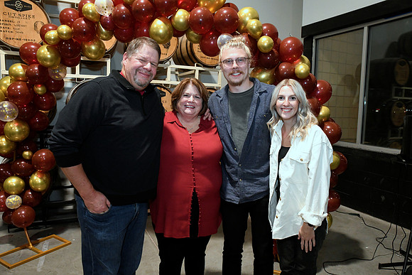40th__ToddandSusie_2023 10 09-247_RHP