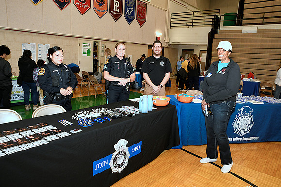 Refugee Fair_2024 11 02-10_RHP