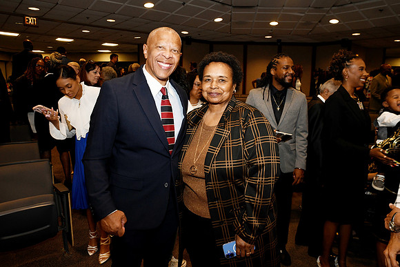 Mayor Ewing_Inauguration_2025 06 09-183_RHP