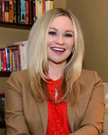 Katie_TOYO_EDITJHP_13_01