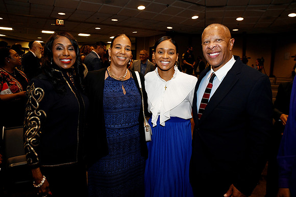 Mayor Ewing_Inauguration_2025 06 09-153_RHP