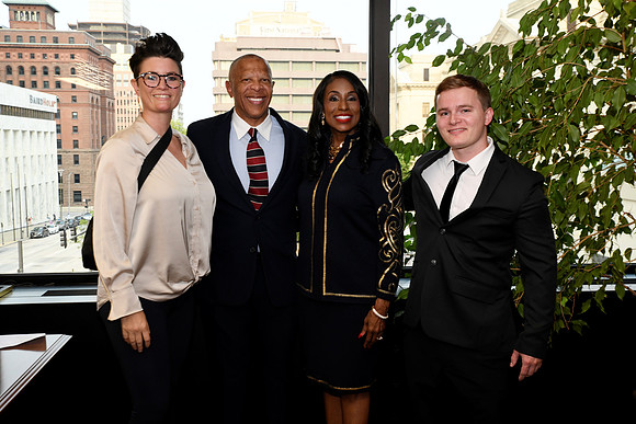 Mayor Ewing_Inauguration_2025 06 09-55_RHP