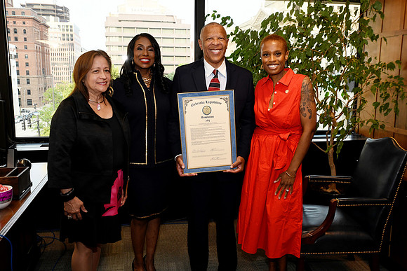 Mayor Ewing_Inauguration_2025 06 09-12_RHP
