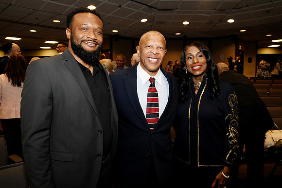 Mayor Ewing_Inauguration_2025 06 09-176_RHP