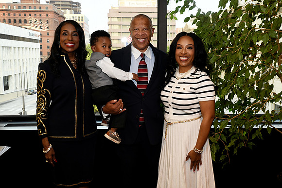 Mayor Ewing_Inauguration_2025 06 09-73_RHP