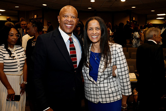 Mayor Ewing_Inauguration_2025 06 09-185_RHP