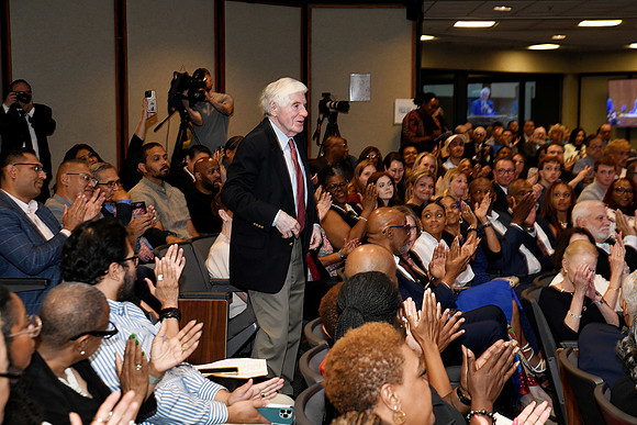 Mayor Ewing_Inauguration_2025 06 09-139_RHP