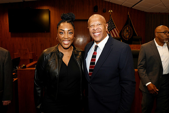Mayor Ewing_Inauguration_2025 06 09-189_RHP