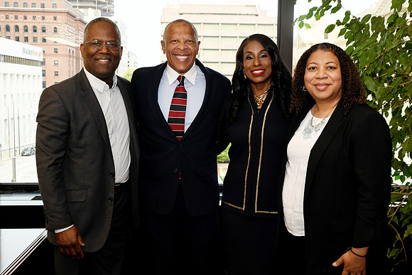 Mayor Ewing_Inauguration_2025 06 09-21_RHP