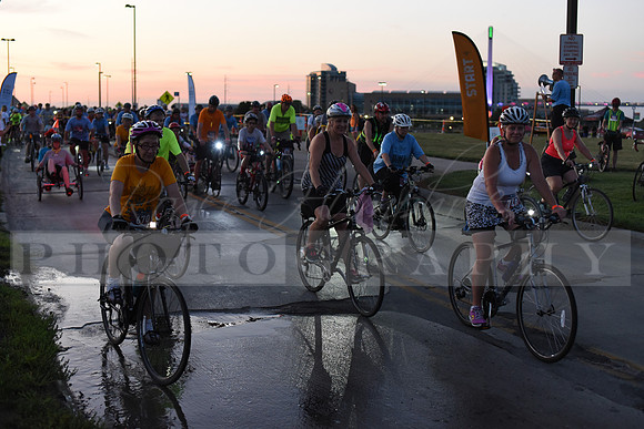 Riders_2019_Owl_Ride2_RHP_DSC_0385