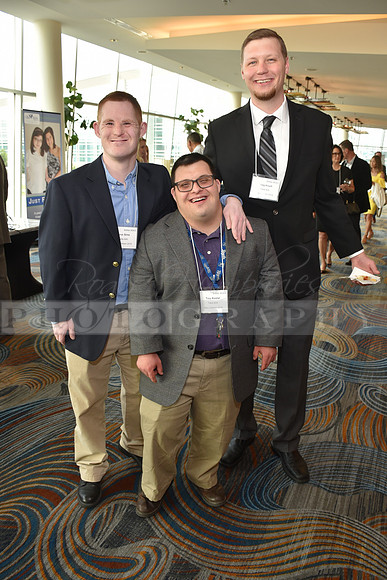 OllieWeb_2019_RHP-052