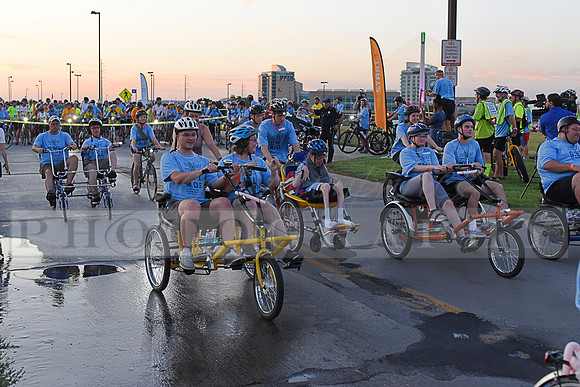 Riders_2019_Owl_Ride2_RHP_DSC_0224