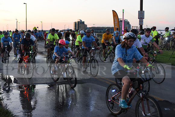 Riders_2019_Owl_Ride2_RHP_DSC_0339