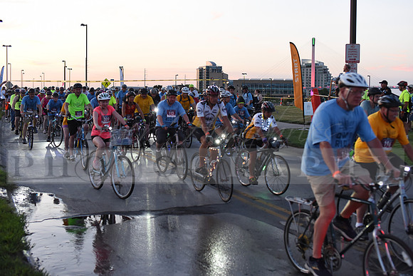 Riders_2019_Owl_Ride2_RHP_DSC_0265