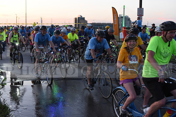 Riders_2019_Owl_Ride2_RHP_DSC_0273