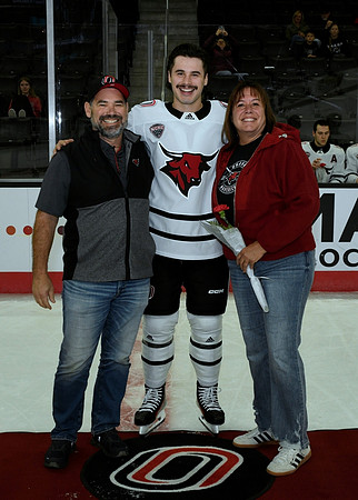 UNO Hockey_2024-25_2024 11 09-4_RHP