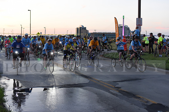 Riders_2019_Owl_Ride2_RHP_DSC_0261
