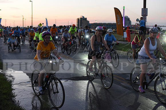 Riders_2019_Owl_Ride2_RHP_DSC_0387
