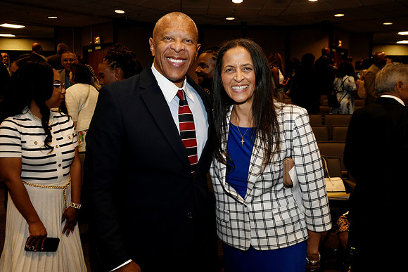 Mayor Ewing_Inauguration_2025 06 09-184_RHP