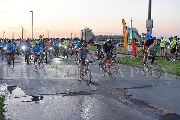Riders_2019_Owl_Ride2_RHP_DSC_0311