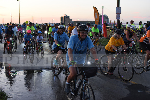 Riders_2019_Owl_Ride2_RHP_DSC_0337