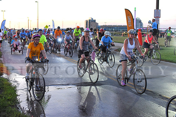 Riders_2019_Owl_Ride2_RHP_DSC_0384