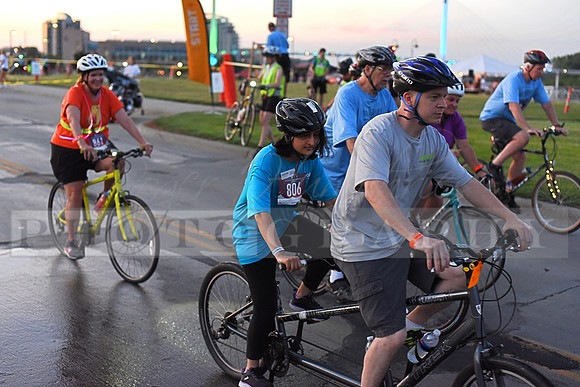 Riders_2019_Owl_Ride2_RHP_DSC_0404