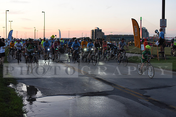 Riders_2019_Owl_Ride2_RHP_DSC_0362