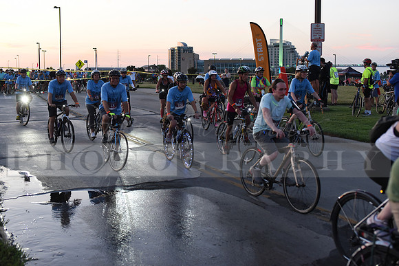 Riders_2019_Owl_Ride2_RHP_DSC_0300