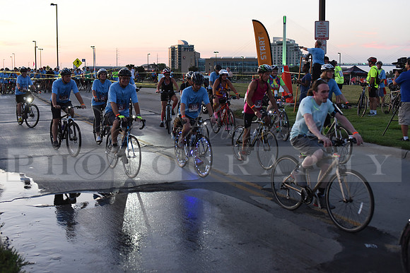 Riders_2019_Owl_Ride2_RHP_DSC_0302
