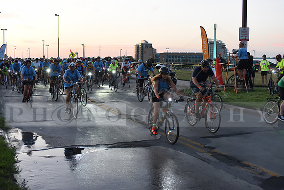 Riders_2019_Owl_Ride2_RHP_DSC_0313