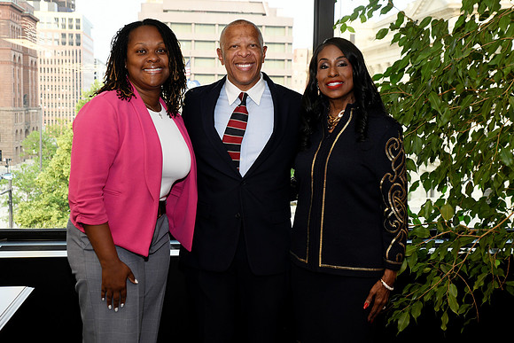 Mayor Ewing_Inauguration_2025 06 09-17_RHP